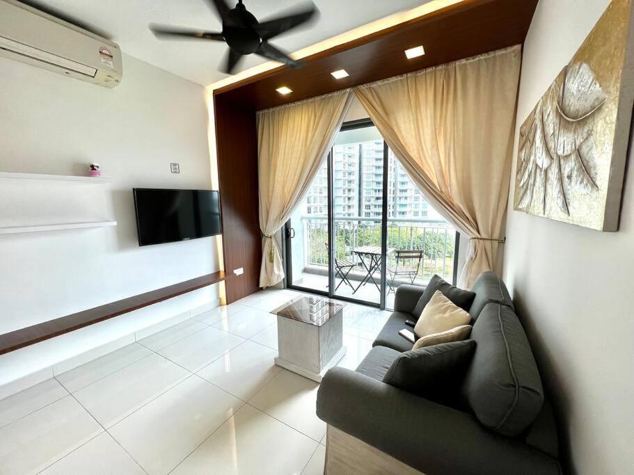 Teega Suites Puteri Harbour Iskandar Puteri #Poolview Seaview 努沙再也 外观 照片